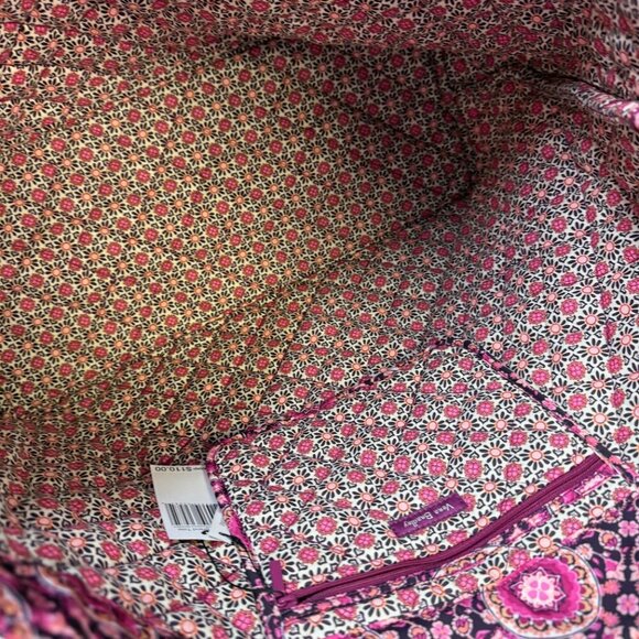 Vera Bradley Iconic GRAND Tote – Raspberry Medallion – NWT - Reversible - Picture 5 of 12